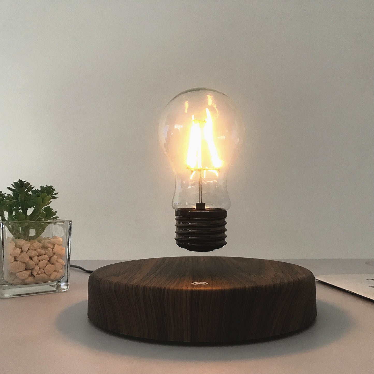 AirGlow Levitation Lamp